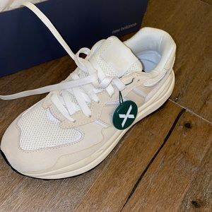 Brand new New balance sneakers size 7.5